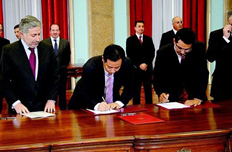 大力推進(jìn)國(guó)際化 收購(gòu)葡萄牙國(guó)家能源網(wǎng)公司