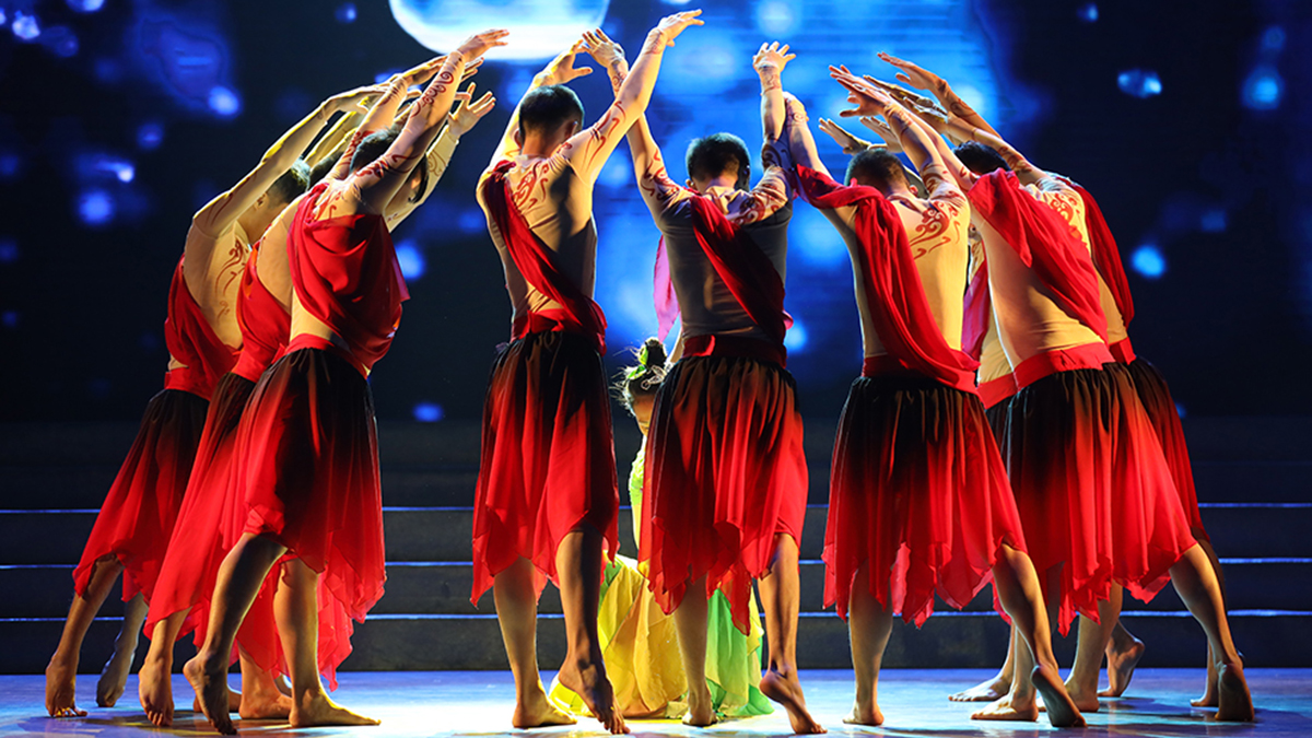 大型茶文化史詩音樂劇《茶道：一葉乾坤》演出現(xiàn)場