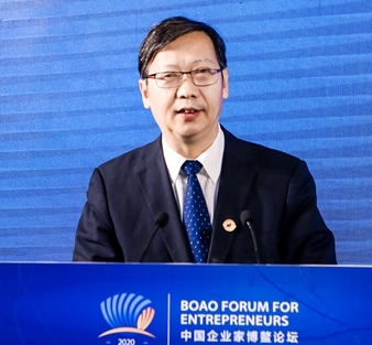 楊慶兵：食品行業(yè)在保障民生、維護(hù)社會穩(wěn)定方面發(fā)揮巨大作用