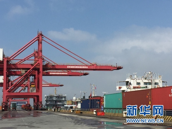 岳陽經(jīng)濟新圖景：通道路、重港口、優(yōu)布局