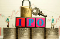 鼓勵(lì)持股滿三年的原有股東將部分老股向投資者轉(zhuǎn)讓，轉(zhuǎn)讓后，公司實(shí)際控制人不得發(fā)生變更。

 　　嘉實(shí)財(cái)富管理有限公司財(cái)富管理總監(jiān)吳妙娟：老股轉(zhuǎn)讓也是一個(gè)亮點(diǎn)，而不是像以前僅僅是發(fā)行新股。對(duì)股價(jià)做出穩(wěn)定的要求，對(duì)中小投資者利益有比較好的保護(hù)作用。