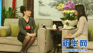 北京公交集團(tuán)駕駛員劉美蓮:把乘客當(dāng)親人，車廂里就會(huì)和諧