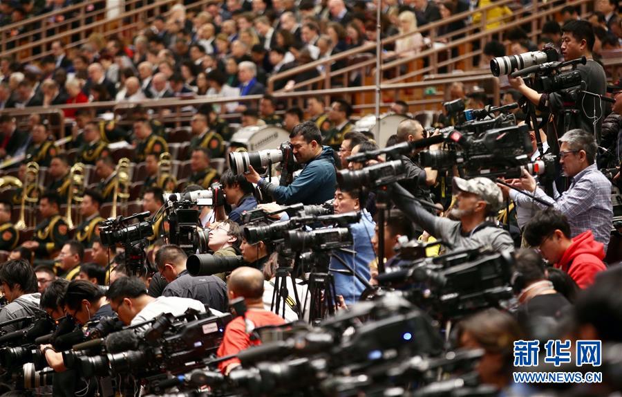 （兩會(huì)&middot;人大開幕&middot;XHDW）（12）十三屆全國(guó)人大一次會(huì)議在京開幕