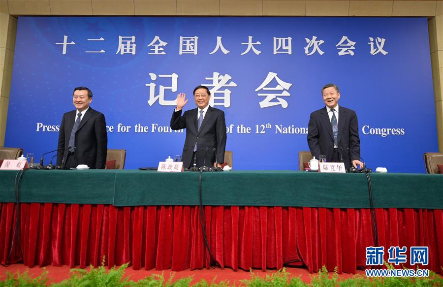 （兩會）（1）住建部長陳政高等就&ldquo;棚戶區(qū)改造和房地產工作&rdquo;答記者問