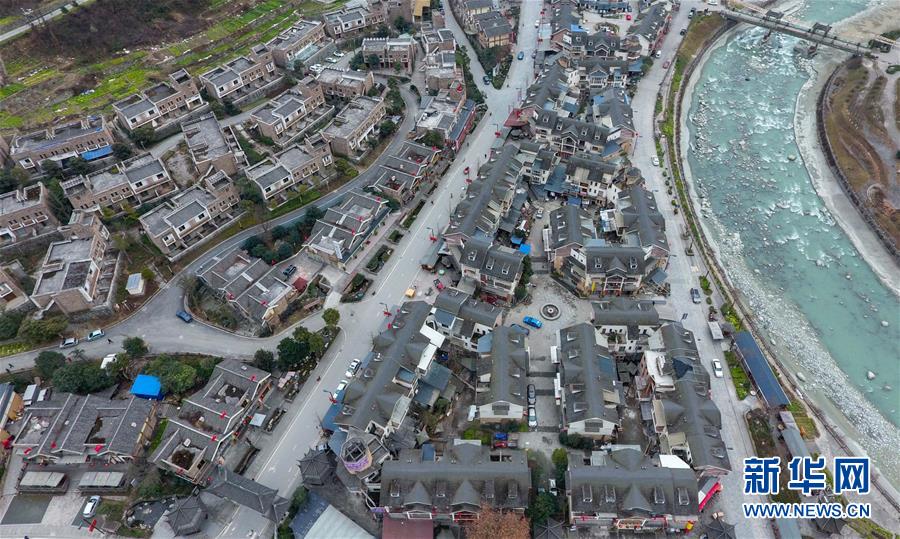 （新媒體專(zhuān)線）（3）我們對(duì)美好生活更加充滿(mǎn)信心&mdash;&mdash;習(xí)近平總書(shū)記春節(jié)前夕赴四川看望慰問(wèn)回訪記 