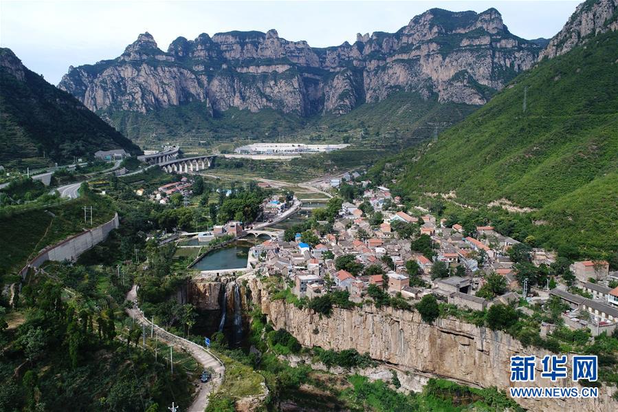 （壯闊東方潮 奮進(jìn)新時(shí)代&mdash;&mdash;慶祝改革開放40年）（3）美麗中華大地書寫綠色傳奇