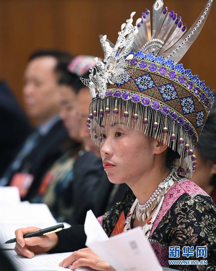 （兩會&middot;基層代表履職故事）（1）全國人大代表楊蓮英：為百姓健康保駕護航