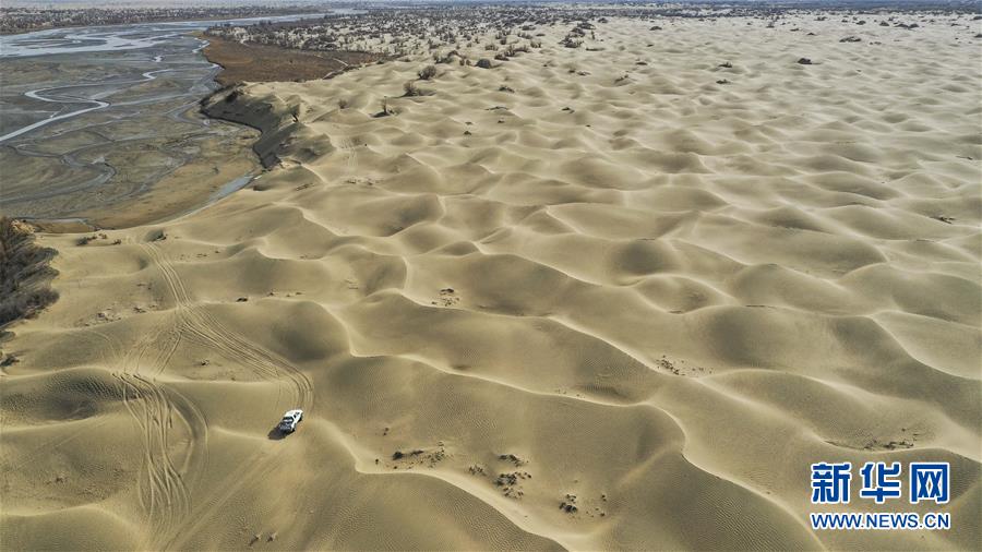 （新華全媒頭條&middot;圖文互動(dòng)）（1）一步千年，&ldquo;最后的沙漠部落&rdquo;遷入新家園