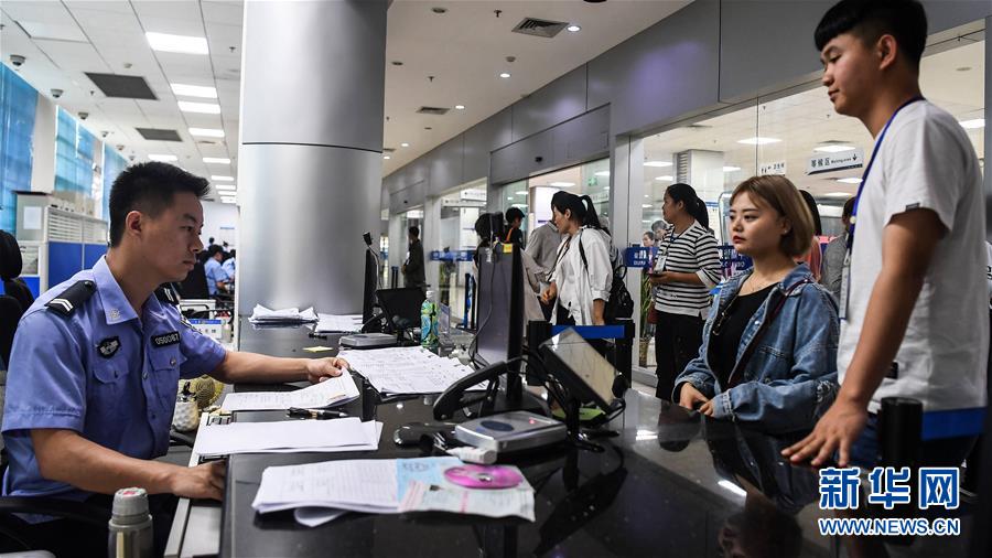 （壯麗70年 奮斗新時(shí)代&mdash;&mdash;推動(dòng)高質(zhì)量發(fā)展調(diào)研行&middot;圖文互動(dòng)）（5）近海能看鯨魚白海豚，廣西這片濱海旅游勝地啥來頭？