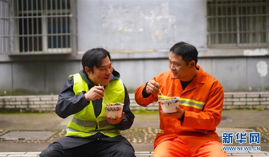 （新華全媒頭條&middot;圖文互動）（27）青春萬歲 強國有我