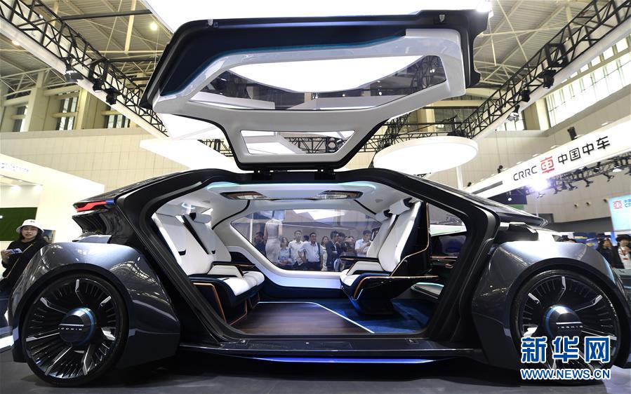 （新華全媒頭條&middot;圖文互動）（2）擁抱智能新時代：世界智能大會釋放了哪些新信號？