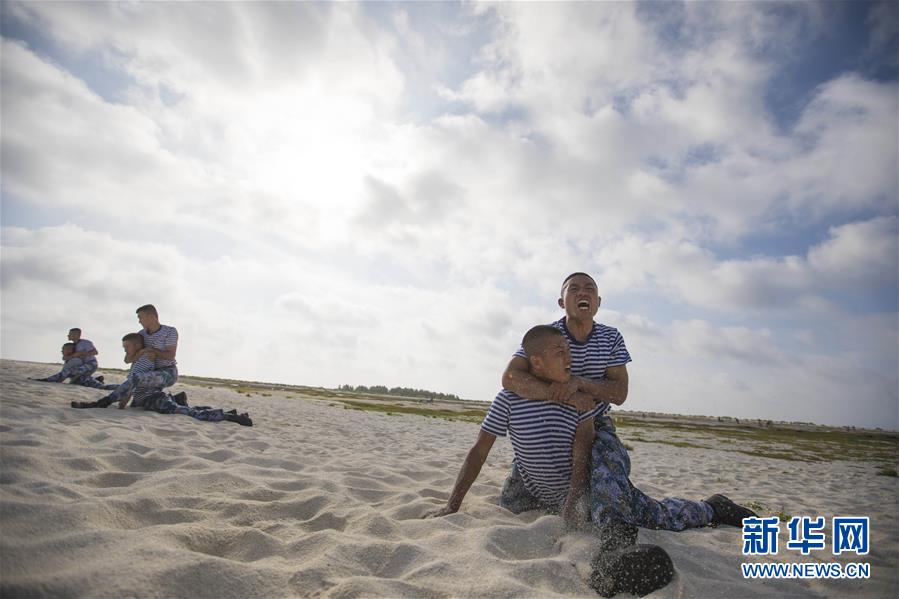 （壯麗70年&middot;奮斗新時代&middot;新華全媒頭條&middot;圖文互動）（5）&ldquo;你在我的航程上，我在你的視線里&rdquo;&mdash;&mdash;走進(jìn)海軍西沙中建島官兵的五彩世界