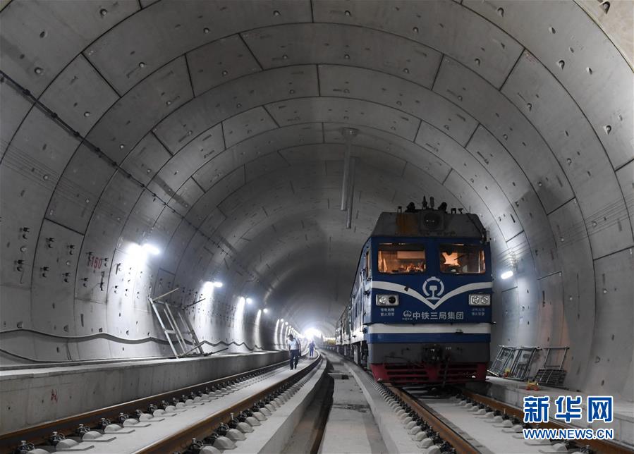 （新華全媒頭條&middot;圖文互動）（3）百年&ldquo;筑夢&rdquo;的榮光&mdash;&mdash;寫在京張高鐵全線軌道貫通之際