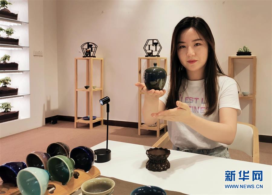 （愛(ài)國(guó)情 奮斗者&middot;圖文互動(dòng)）（3）池建義團(tuán)隊(duì)：把論文寫(xiě)在產(chǎn)品上