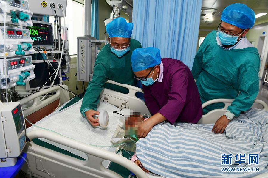 （新華全媒頭條&middot;圖文互動(dòng)）（12）有一絲希望，就盡百倍努力&mdash;&mdash;貴州水城&ldquo;7&middot;23&rdquo;特大山體滑坡72小時(shí)救援紀(jì)實(shí)