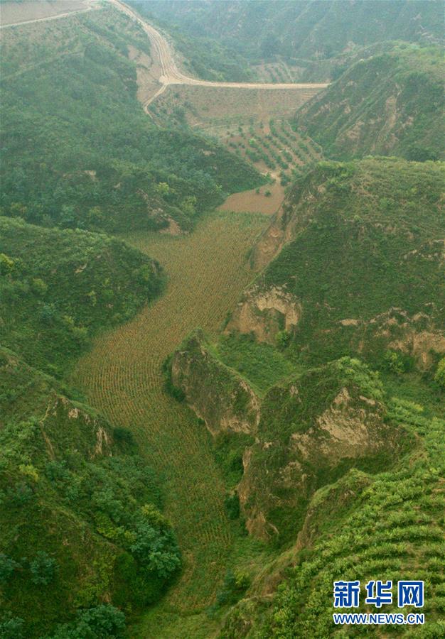 （走讀黃河&middot;圖文互動(dòng)）（2）攔沙入黃顯&ldquo;功夫&rdquo;&mdash;&mdash;黃土高原無(wú)定河畔淤地壩見(jiàn)聞