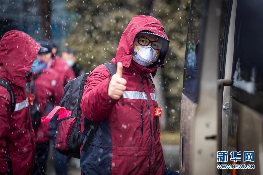 （聚焦疫情防控&middot;對口支援19省份在奮戰(zhàn)&middot;圖文互動）（4）分秒必爭，再現(xiàn)&ldquo;廣東速度&rdquo;&mdash;&mdash;廣東對口支援荊州市抗擊疫情紀實