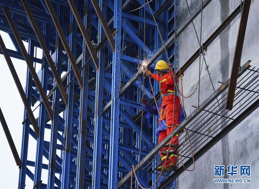 （聚焦復工復產&middot;圖文互動）（2）廣西重大項目融河高速公路復工加快推進建設