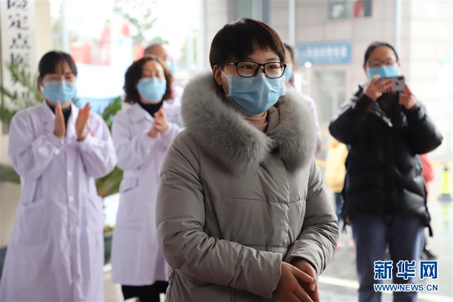 （一線抗疫群英譜&middot;圖文互動(dòng)）&ldquo;英雄妹妹&rdquo;杜富佳：雷場(chǎng)是哥哥的戰(zhàn)場(chǎng)，武漢是我的前線