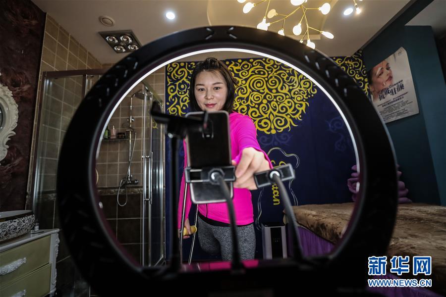 （在習(xí)近平新時(shí)代中國(guó)特色社會(huì)主義思想指引下&mdash;&mdash;新時(shí)代新作為新篇章&middot;習(xí)近平總書記關(guān)切事&middot;圖文互動(dòng)）（1）打開生活的正確方式：更衛(wèi)生、更健康！