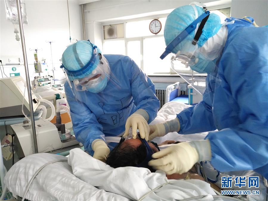 （在習近平新時代中國特色社會主義思想指引下&mdash;&mdash;新時代新作為新篇章&middot;習近平總書記關(guān)切事&middot;圖文互動）祛疫未竟 征衣不解&mdash;&mdash;綏芬河小城的抗疫故事