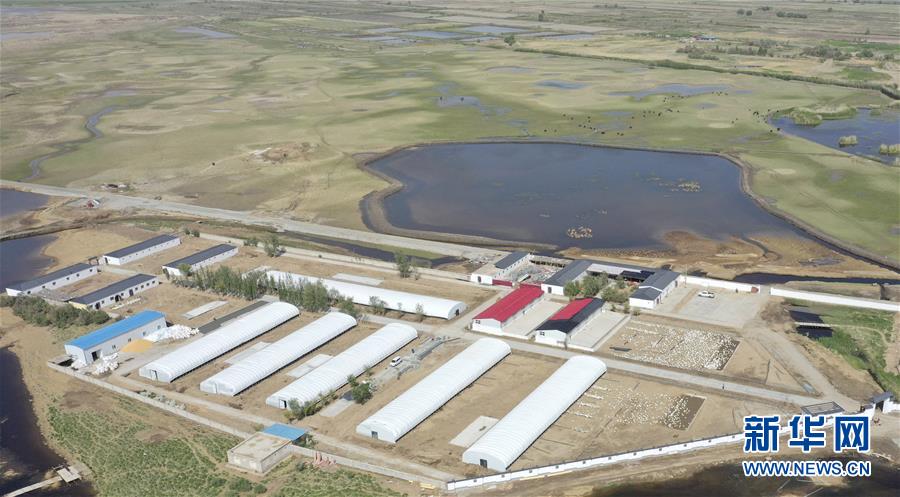 （決戰(zhàn)決勝脫貧攻堅(jiān)&middot;聚焦三區(qū)三州&middot;圖文互動(dòng)）（1）號(hào)角聲里看于田&mdash;&mdash;來(lái)自庫(kù)爾班大叔故鄉(xiāng)的脫貧報(bào)告