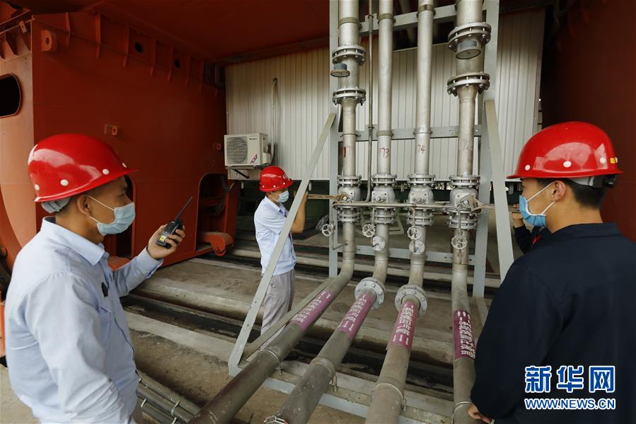 （圖文互動）（4）北斗發(fā)射緊急叫停后&hellip;&hellip;&mdash;&mdash;記西昌衛(wèi)星發(fā)射中心加注分隊(duì)黨員群體