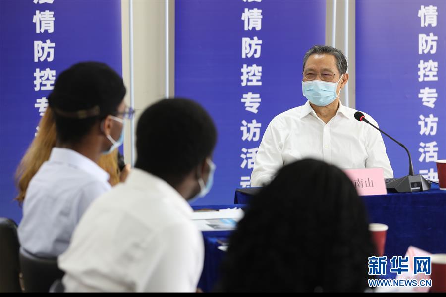 （圖文互動(dòng)）（3）敢醫(yī)敢言，生命至上&mdash;&mdash;記&ldquo;共和國(guó)勛章&rdquo;獲得者鐘南山