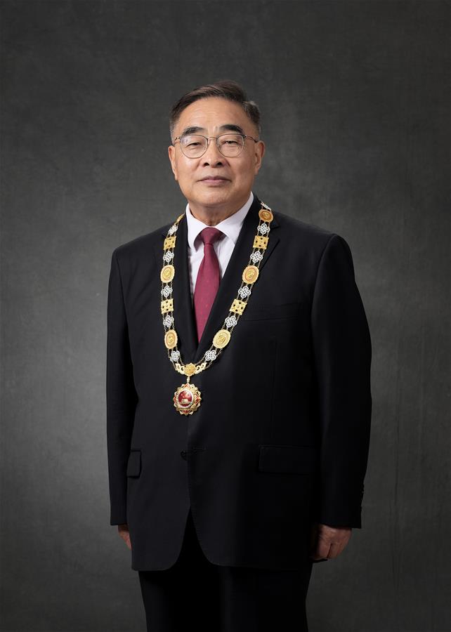 （新華網(wǎng)）&ldquo;人民英雄&rdquo;國(guó)家榮譽(yù)稱號(hào)獲得者&mdash;&mdash;張伯禮