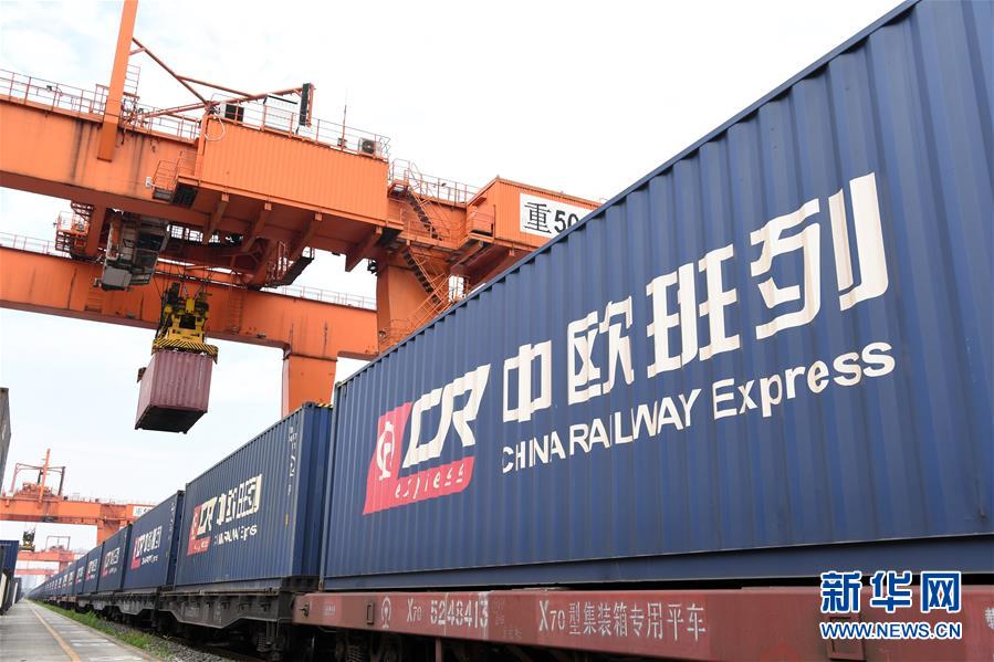 （新華全媒頭條&middot;圖文互動）（11）奮斗結(jié)碩果，再寫新篇章&mdash;&mdash;寫在共和國71周年華誕之際