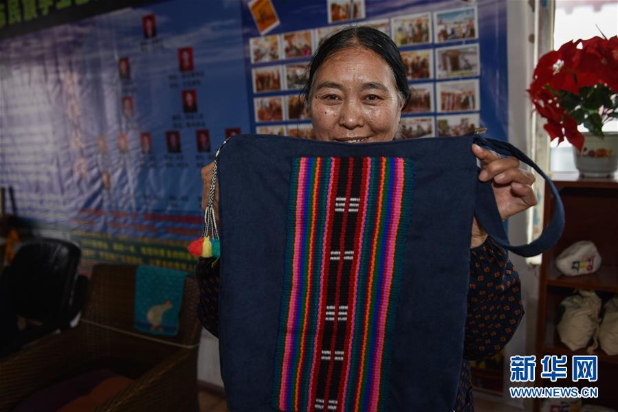 （集中連片特困地區(qū)貧困村調(diào)研行&middot;圖文互動(dòng)）（3）長(zhǎng)江源村人的兩個(gè)家和幸福夢(mèng)&mdash;&mdash;青海格爾木市長(zhǎng)江源村脫貧調(diào)查