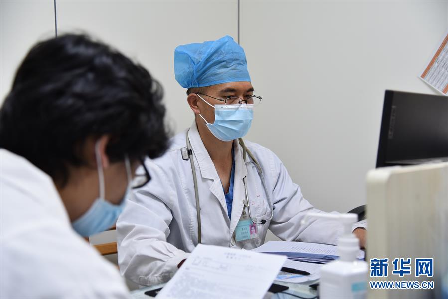 （圖文互動）（4）醫(yī)療服務&ldquo;不打烊&rdquo;&mdash;&mdash;國慶假期醫(yī)院走訪見聞