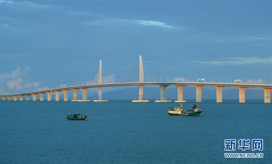 （新華全媒頭條&middot;圖文互動）（9）偉大旗幟引領(lǐng)歷史巨變&mdash;&mdash;習(xí)近平新時代中國特色社會主義思想指引&ldquo;十三五&rdquo;經(jīng)濟(jì)社會發(fā)展述評