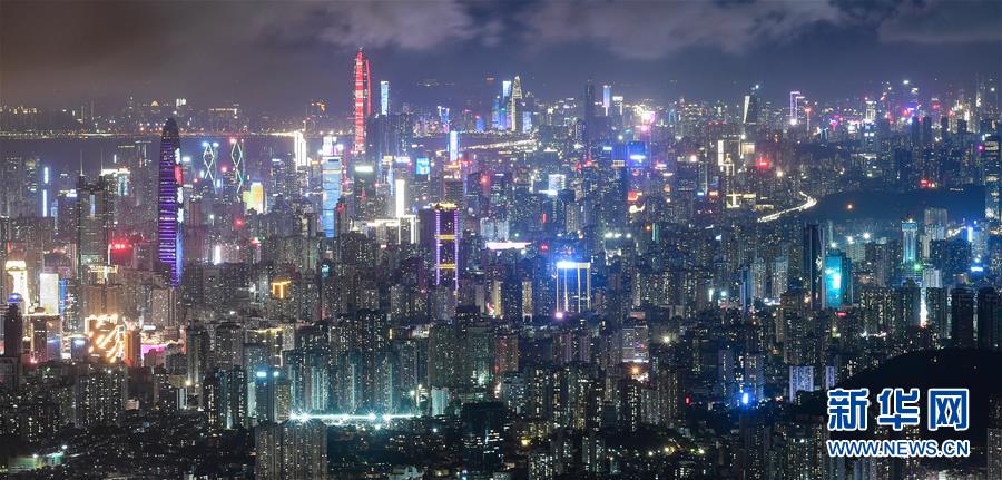 （新華全媒頭條&middot;圖文互動）（18）偉大旗幟引領(lǐng)歷史巨變&mdash;&mdash;習(xí)近平新時代中國特色社會主義思想指引&ldquo;十三五&rdquo;經(jīng)濟(jì)社會發(fā)展述評