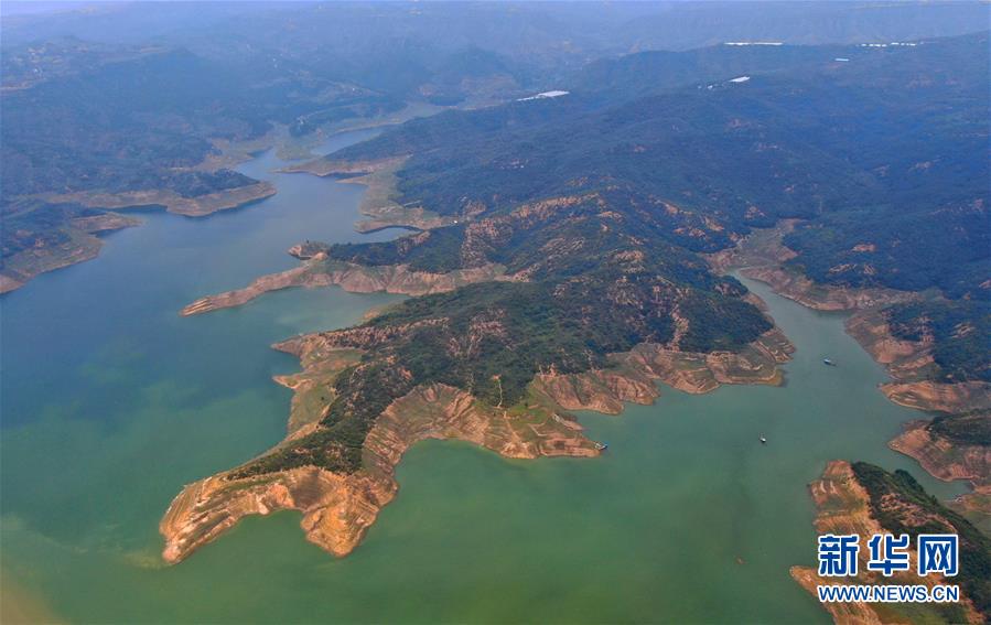 （新華全媒頭條&middot;圖文互動(dòng)）（8）從&ldquo;四亂&rdquo;突出到生態(tài)修復(fù) 黃河漸成中原&ldquo;綠飄帶&rdquo;