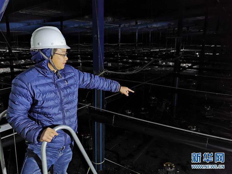 （青春的夢想 青春的奮斗&middot;圖文互動）（2）年輕，就要無悔擔當&mdash;&mdash;青春在奉獻中閃光