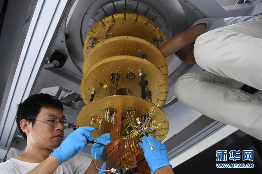 （青春的夢想 青春的奮斗&middot;圖文互動）（4）年輕，就要無悔擔當&mdash;&mdash;青春在奉獻中閃光