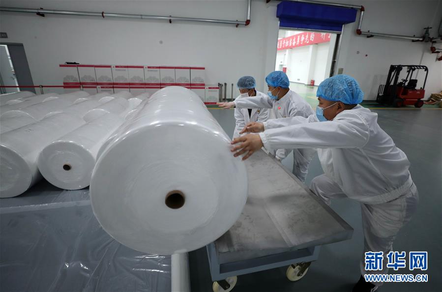 （新華全媒頭條&middot;迎接兩會特別報道&middot;圖文互動）（7）不同尋常的兩會 萬眾一心的力量&mdash;&mdash;寫在2020年全國兩會召開之際