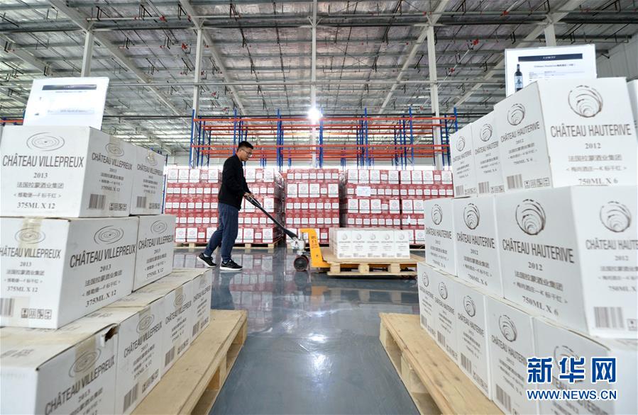 （新華全媒頭條&middot;兩會(huì)精神看落實(shí)&middot;圖文互動(dòng)）（3）培育新機(jī) 開辟新局&mdash;&mdash;落實(shí)全國(guó)兩會(huì)精神激發(fā)經(jīng)濟(jì)發(fā)展新動(dòng)能述評(píng)