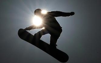 &ldquo;沸雪&rdquo;逐日