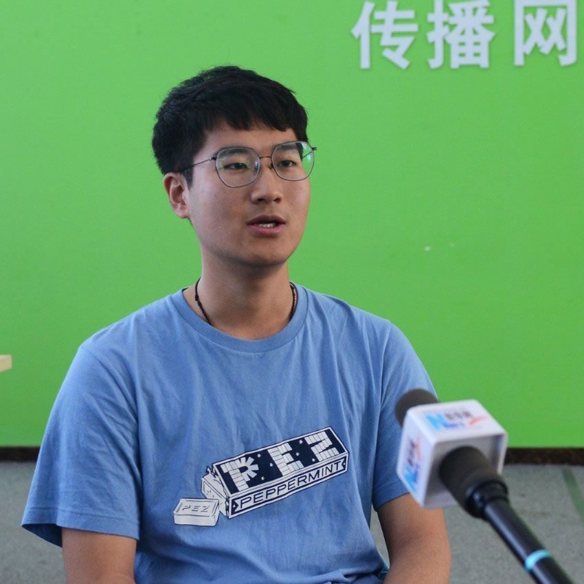 【青春的故事】網(wǎng)絡(luò)&ldquo;佐羅&rdquo;的青春進行時