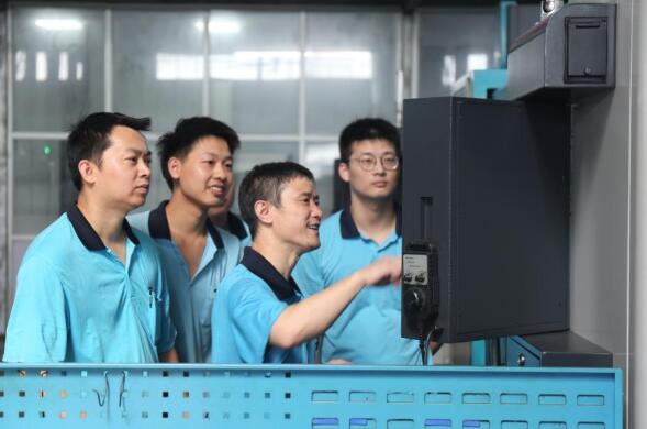 平凡的崗位，不平凡的業(yè)績！&mdash;&mdash;習(xí)近平總書記重要講話激勵各行各業(yè)勞動者建功新時代