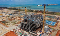 在?？诮瓥|新區(qū)感受海南自貿(mào)港建設(shè)浪潮