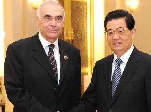 胡錦濤會(huì)見埃及總統(tǒng)特使、外長(zhǎng)阿姆魯