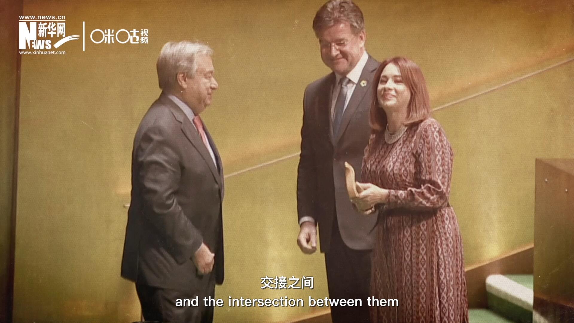 一起一落，交接之間，除了莊嚴的儀式感，更是使命的傳承。