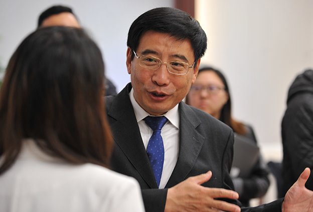 進一步打破電信、軍工領域民營企業(yè)準入障礙