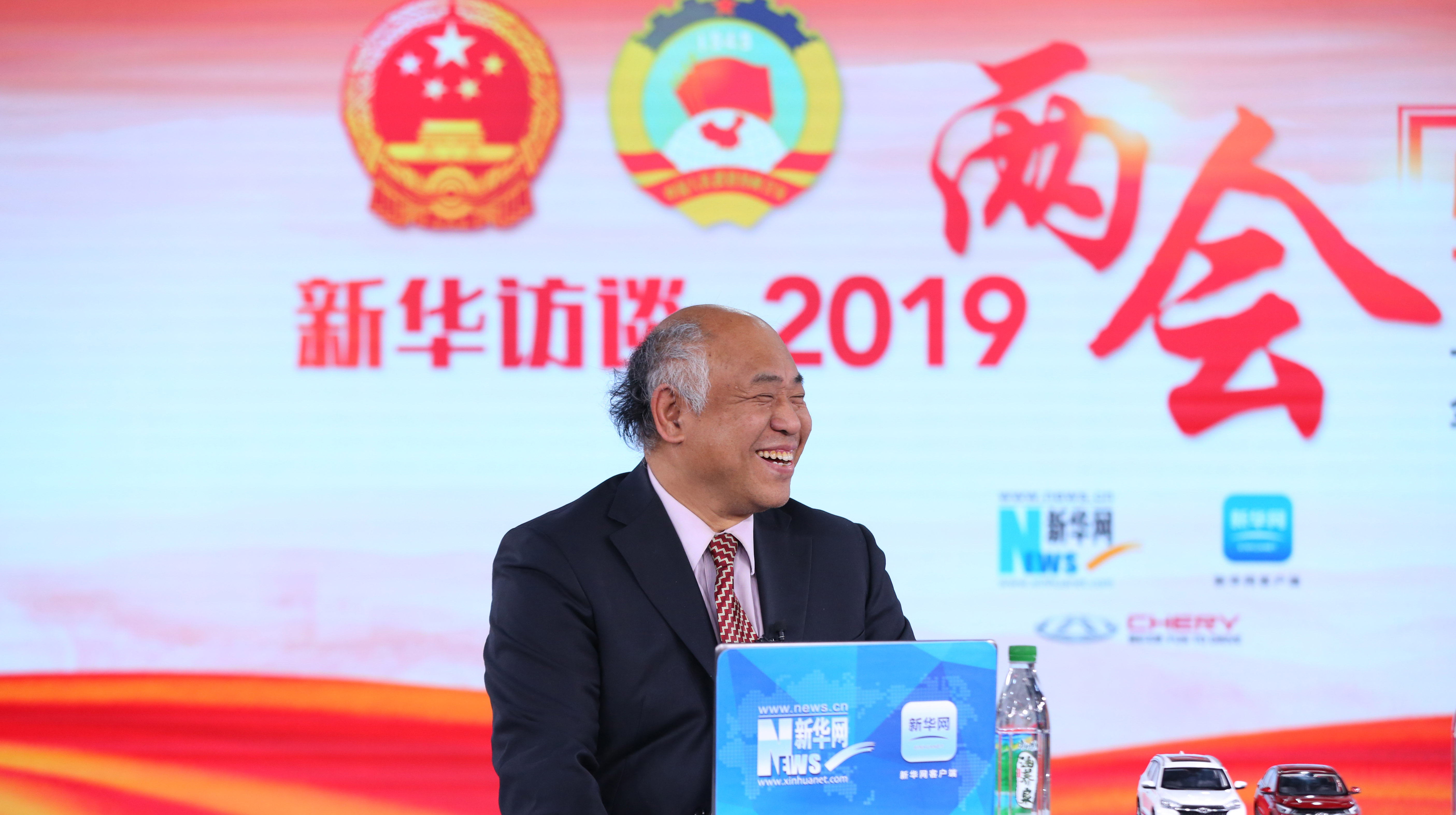 楊宜勇：宏觀調(diào)控首次將就業(yè)與財(cái)政、貨幣政策工具并列