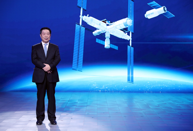 將要建造的空間站基本構(gòu)型有三個(gè)艙，構(gòu)成英文T字型