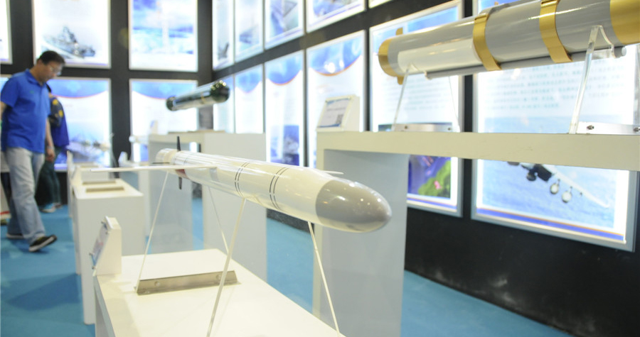 2014科技周直擊:軍事故事