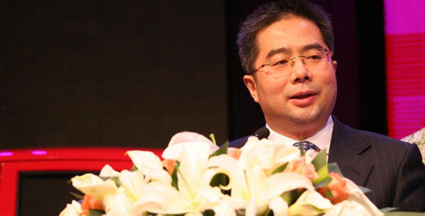 長(zhǎng)安汽車總裁張寶林&mdash;&mdash;長(zhǎng)安在實(shí)現(xiàn)中國(guó)品牌崛起的道路上不斷前進(jìn)，而驅(qū)動(dòng)長(zhǎng)安前進(jìn)的核心動(dòng)力就是技術(shù)創(chuàng)新。因?yàn)榧夹g(shù)創(chuàng)新，長(zhǎng)安擁有了持續(xù)領(lǐng)先的研發(fā)實(shí)力、豐富的產(chǎn)品譜系和1000萬(wàn)的用戶基礎(chǔ)。長(zhǎng)安有信心讓越來(lái)越多人成為長(zhǎng)安汽車的用戶，開長(zhǎng)安車，筑中國(guó)夢(mèng)。